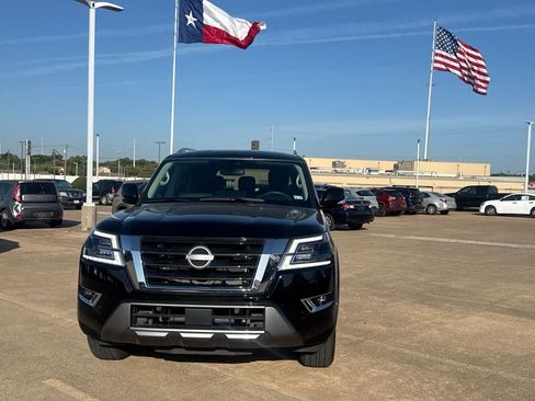 Certified 2024 Nissan Armada SV w/ Cargo Package RWD image 6