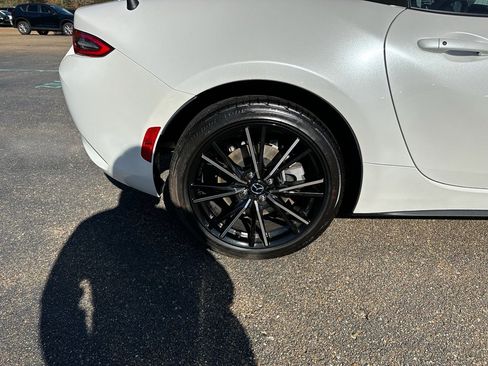 Used 2024 MAZDA MX-5 Miata Grand Touring w/ Weather Package image 5