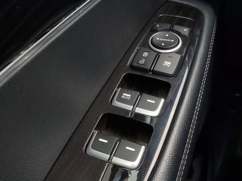 Used 2020 Kia Sorento L FWD image 21
