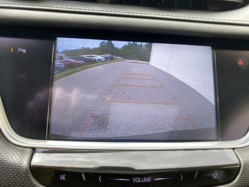 Used 2018 Cadillac XT5 Luxury w/ LPO, Sport Package image 19