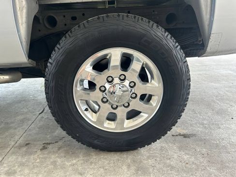 Used 2014 Chevrolet Silverado 2500 LT w/ Z71 Appearance Package AWD/4WD image 17