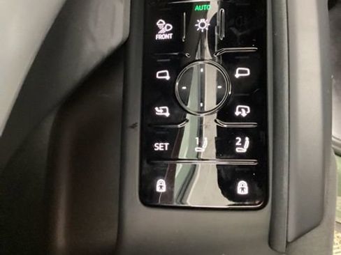 New 2025 Audi SQ5 Premium Plus image 17