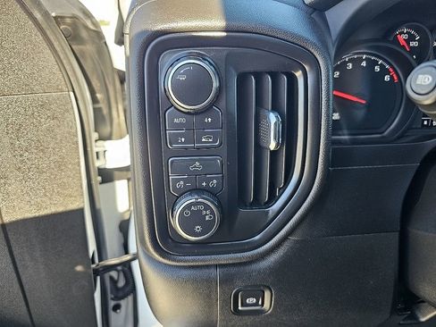 Used 2024 Chevrolet Silverado 1500 Custom image 27
