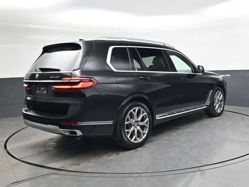 Used 2023 BMW X7 xDrive40i image 4