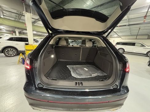 New 2022 Lincoln Nautilus Reserve image 11