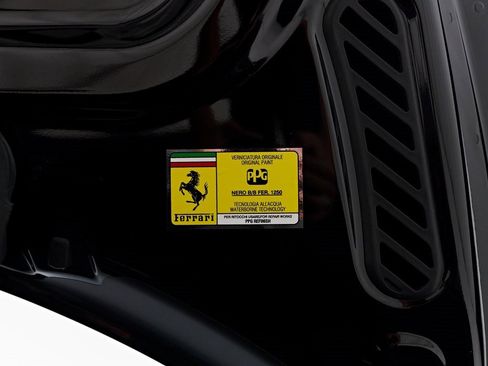 Used 2022 Ferrari F8 Tributo image 26