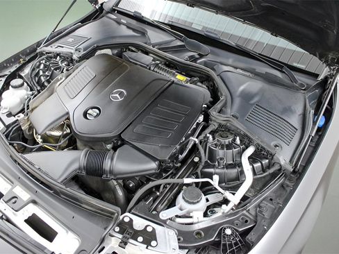 Used 2024 Mercedes-Benz CLE 300 4MATIC Coupe image 31