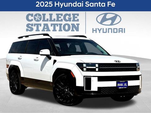 Used 2025 Hyundai Santa Fe Calligraphy FWD image 1