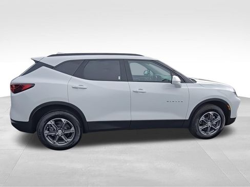 Used 2024 Chevrolet Blazer LT w/ Convenience Package FWD image 10