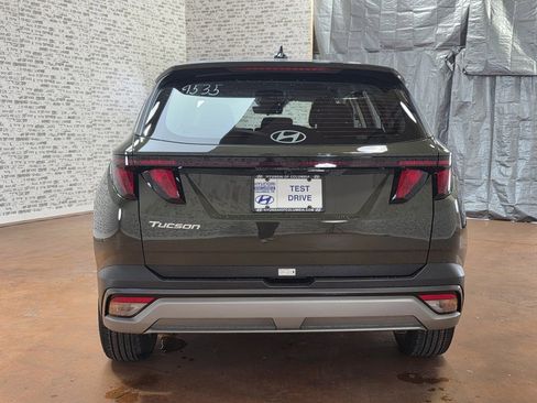New 2026 Hyundai Tucson SE image 7