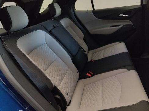 Used 2019 Chevrolet Equinox LT FWD image 19