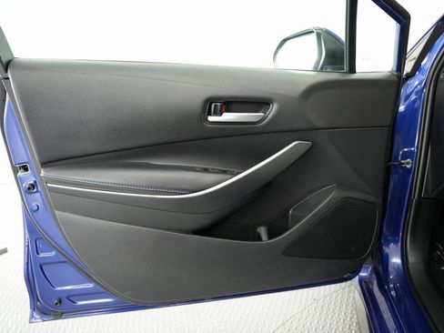 Used 2021 Toyota Corolla SE image 39