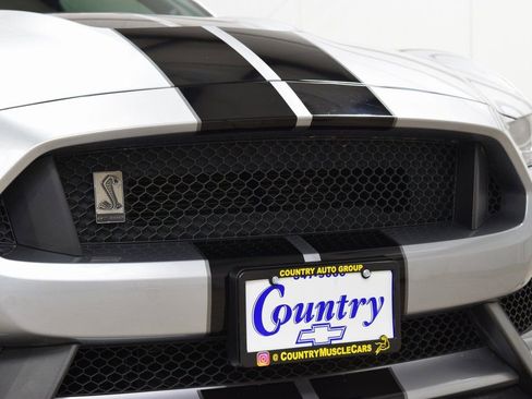 Used 2020 Ford Mustang Shelby GT350 w/ Technology Package image 11