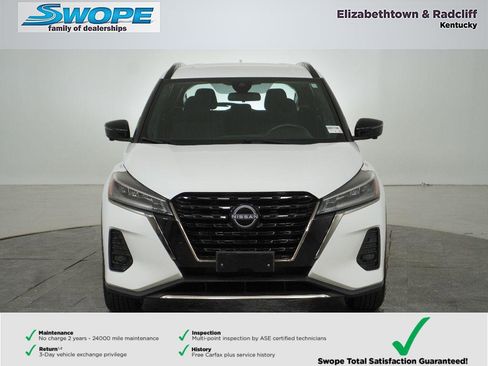 Used 2023 Nissan Kicks SR image 8