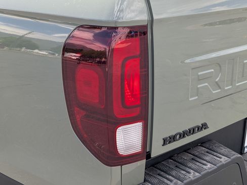 Used 2026 Honda Ridgeline TrailSport image 13