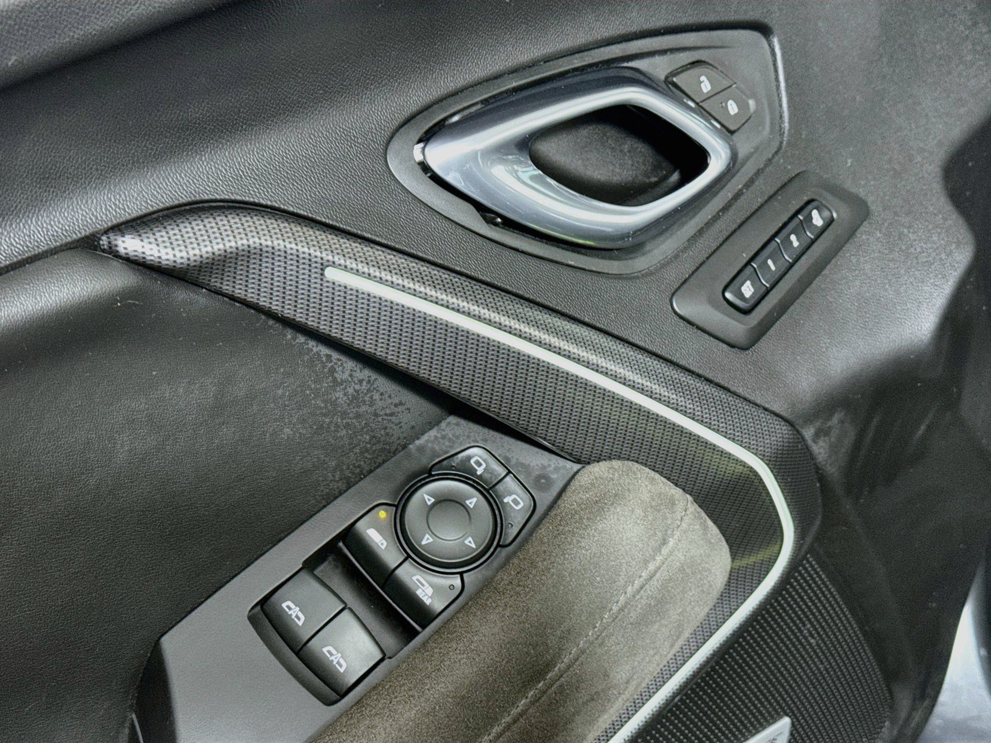 Used 2020 Chevrolet Camaro SS RWD image 21