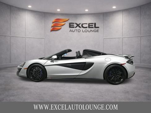 Used 2019 McLaren 570S Spider RWD image 3