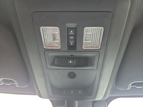 Used 2016 RAM 1500 Limited image 25