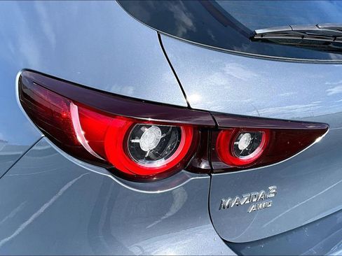 Used 2024 MAZDA MAZDA3 s image 30