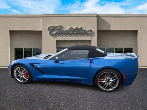 Used 2014 Chevrolet Corvette Stingray Convertible w/ 3LT Preferred Equipment Group RWD image 5