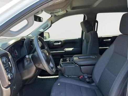 Used 2024 Chevrolet Silverado 1500 Custom AWD/4WD image 9