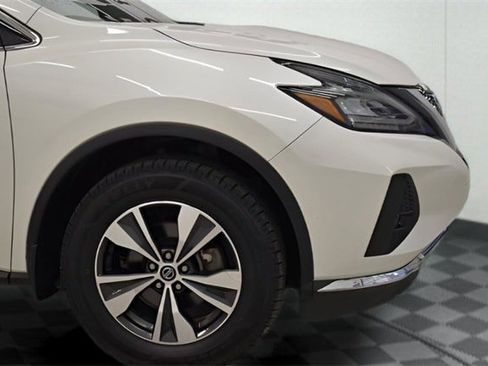 Used 2022 Nissan Murano SV image 28