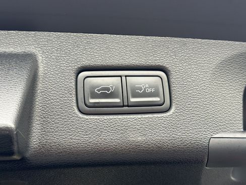 Used 2024 Kia Telluride SX image 19