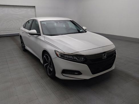 Used 2018 Honda Accord Sport image 13