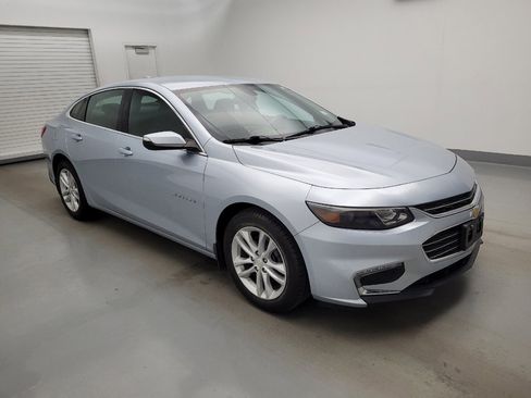 Used 2017 Chevrolet Malibu LT FWD image 11