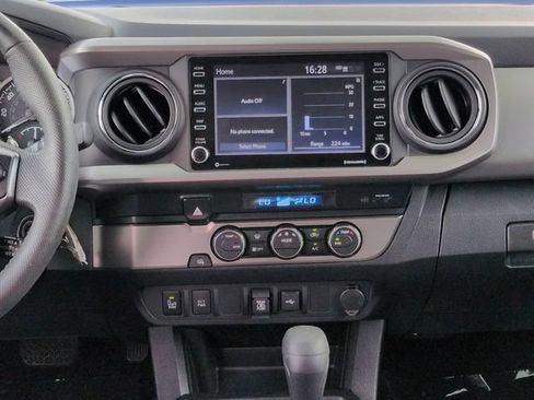 Certified 2022 Toyota Tacoma SR5 w/ Technology Package RWD image 18