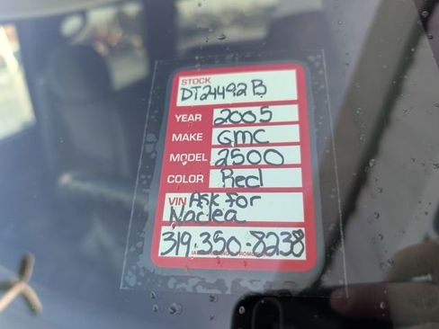 Used 2005 GMC Sierra 2500 SLE w/ Skid Plate Package image 31