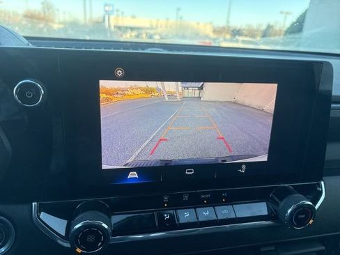 Used 2024 Chevrolet Colorado W/T w/ WT Convenience Package II image 18