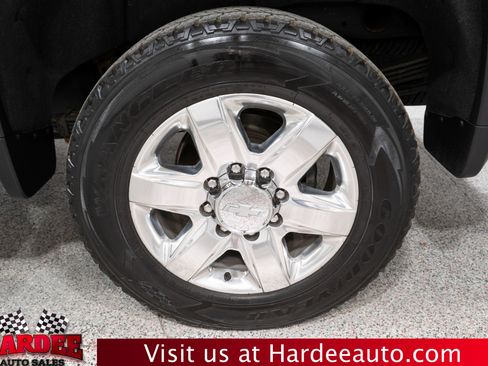 Used 2020 Chevrolet Silverado 2500 LTZ w/ Technology Package image 10