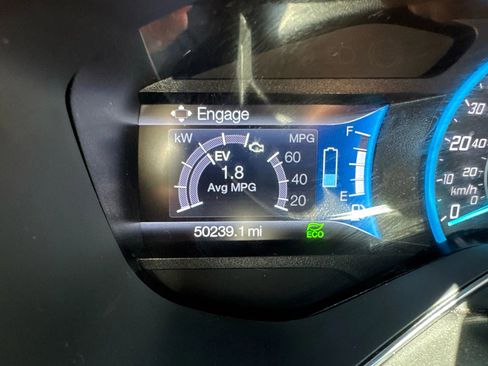 Used 2017 Ford C-MAX SE image 51