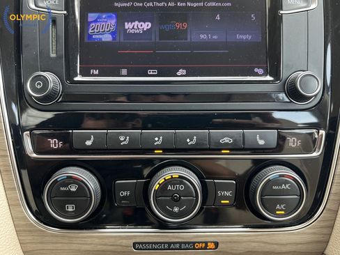 Used 2017 Volkswagen Passat 1.8T SE image 31