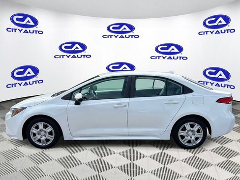 Used 2023 Toyota Corolla LE FWD image 6