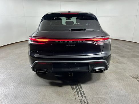 Certified 2023 Porsche Macan AWD/4WD image 7