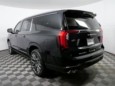 New 2026 GMC Yukon XL Denali Ultimate image 3