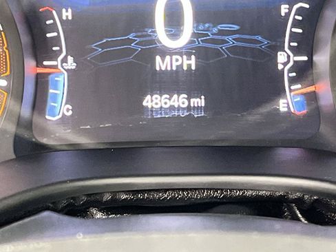 Used 2023 Jeep Compass Trailhawk AWD/4WD image 13