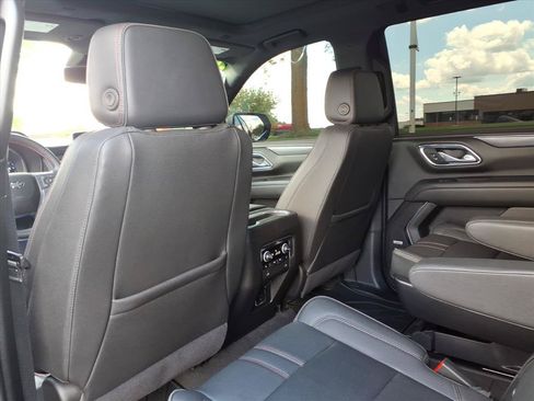 Used 2024 Chevrolet Tahoe RST w/ Luxury Package AWD/4WD image 27