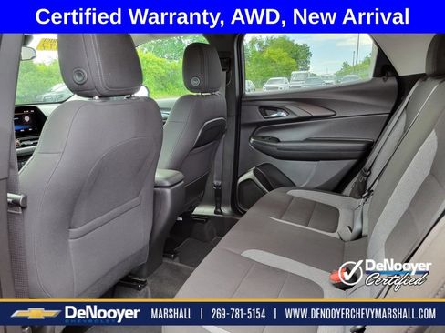 Used 2025 Chevrolet TrailBlazer LT AWD/4WD image 22