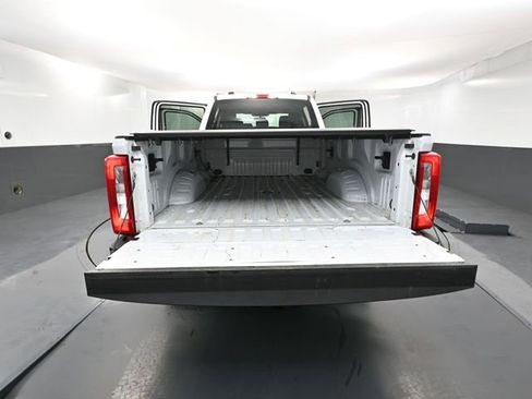 Used 2023 Ford F350 XLT AWD/4WD image 38