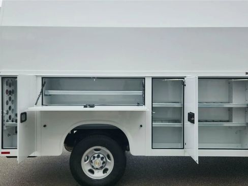 New 2025 Chevrolet Express 3500 w/ Power Convenience Package RWD image 23