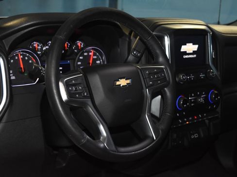 Used 2019 Chevrolet Silverado 1500 LT w/ All-Star Edition image 2