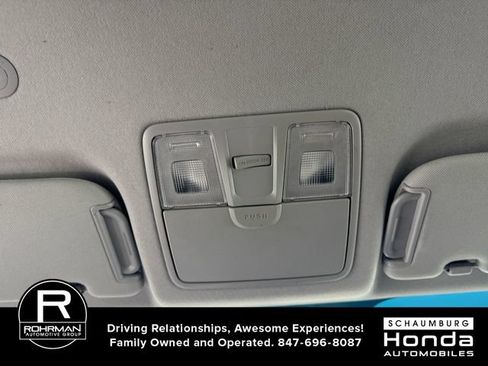 Used 2013 Hyundai Elantra GLS w/ Preferred Pkg FWD image 9