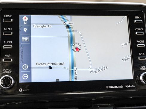 Used 2019 Toyota C-HR Limited image 28