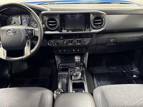 Certified 2018 Toyota Tacoma TRD Off-Road w/ Technology Package image 26