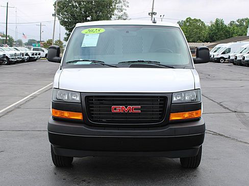 Used 2025 GMC Savana 2500 Extended w/ Driver Convenience Package RWD image 14