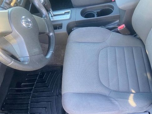 Used 2011 Nissan Frontier S w/ S Preferred Pkg RWD image 8