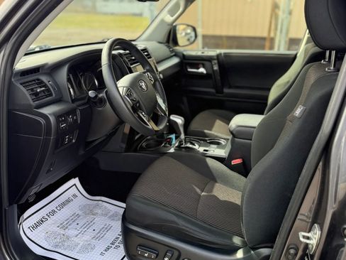 Used 2023 Toyota 4Runner TRD Off-Road image 14